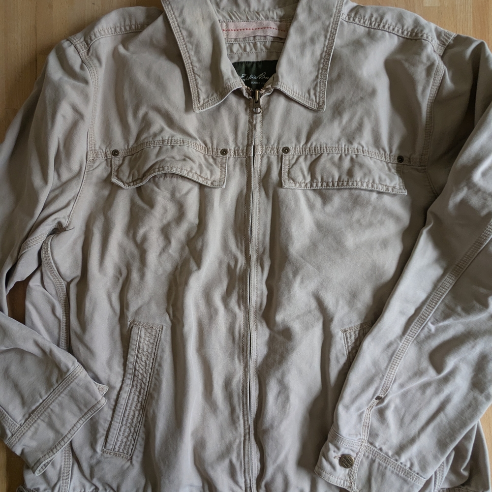 Eddie Bauer Men's Beige Lightweight Jacket